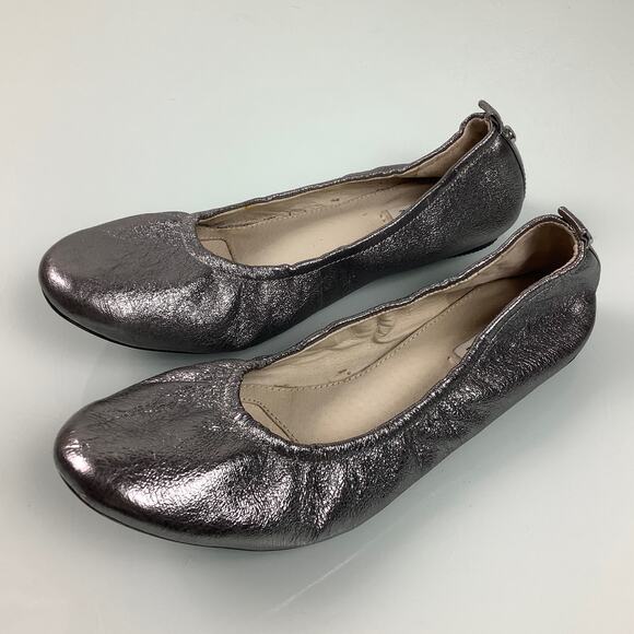 Alex Marie Shoes - Alex Marie silver leather round toe ballerina flats size 7.5M EUC